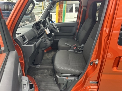 ハイゼットカーゴ(ダイハツ)中古車 前席内装