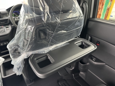 ステップワゴン(ホンダ)登録済未使用車 内外装写真他２