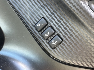 レヴォーグ(スバル)中古車 内外装写真他１