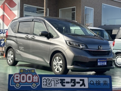 フリード＋(ホンダ)ディーラ-試乗車 全体
