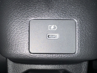 オーラ(ニッサン)中古車 内外装写真他