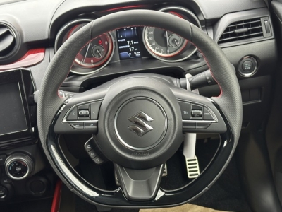 スイフトスポーツ(スズキ)登録済未使用車 内外装写真