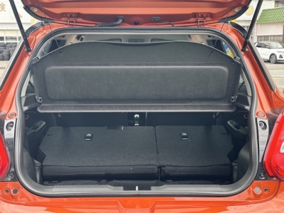 スイフトスポーツ(スズキ)登録済未使用車 内外装写真他１