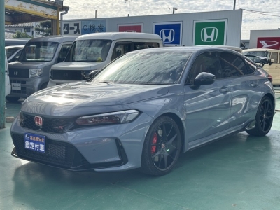 シビック(ホンダ)登録済未使用車 前方