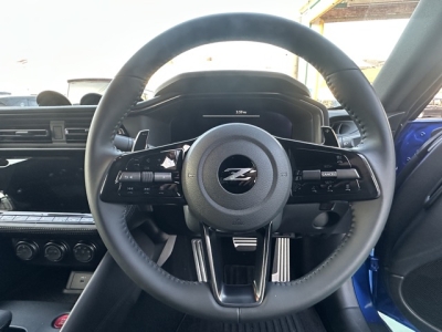 フェアレディZ(ニッサン)中古車 内外装写真他２