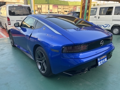 フェアレディZ(ニッサン)中古車 後方