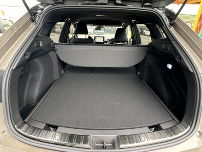 カローラツーリング(トヨタ)中古車 内外装写真他１