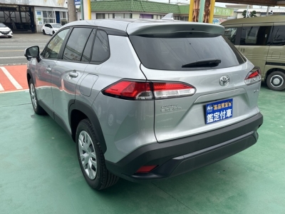 カローラクロス(トヨタ)登録済未使用車 後方