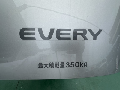 エブリイバン(スズキ)中古車 内外装写真他１