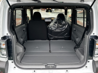 タフト(ダイハツ)届出済未使用車 内外装写真他２