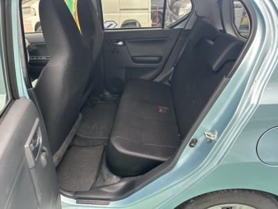 ミライース(ダイハツ)中古車 後席内装