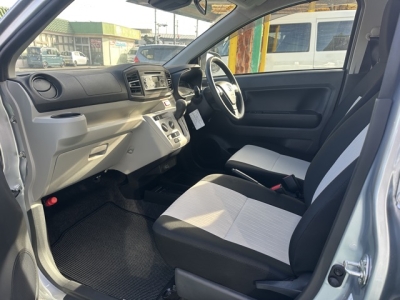 ピクシスエポック(トヨタ)中古車 前席内装