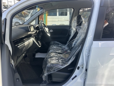 ステラカスタム(スバル)中古車 前席内装