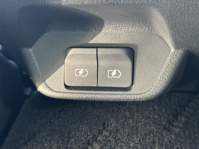 リーフ(ニッサン)中古車 内外装写真他