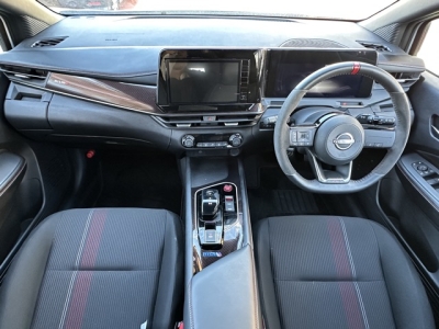 オーラ(ニッサン)中古車 内外装写真