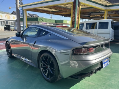 フェアレディZ(ニッサン)中古車 後方