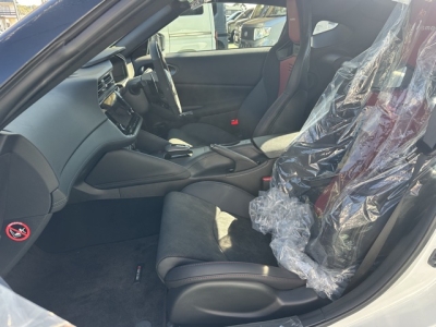 フェアレディZ(ニッサン)登録済未使用車 前席内装