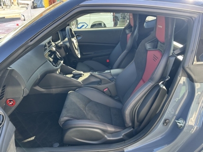 フェアレディZ(ニッサン)中古車 前席内装