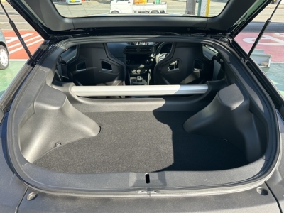 フェアレディZ(ニッサン)中古車 内外装写真