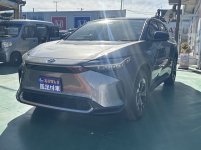 bZ4X(トヨタ)中古車 前方
