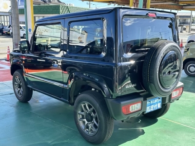 ジムニー(スズキ)新車見本展示無 後方