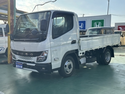 キャンター(三菱)登録済未使用車 前方