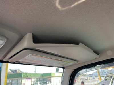 キャンター(三菱)登録済未使用車 内外装写真