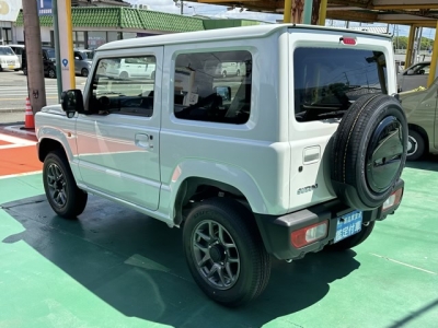 ジムニー(スズキ)新車見本展示無 後方