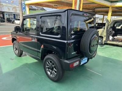 ジムニー(スズキ)新車見本展示無 後方