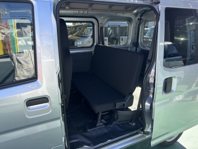 ハイゼットカーゴ(ダイハツ)レンタＵＰ 後席内装