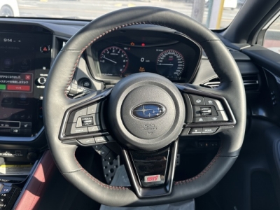 WRX S4(スバル)中古車 内外装写真