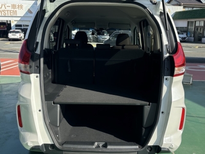 フリード+(ホンダ)中古車 内外装写真他１