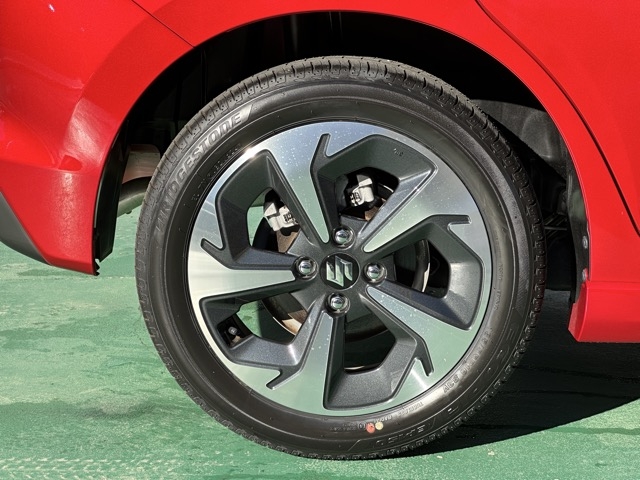 スイフト(スズキ)登録済未使用車 11