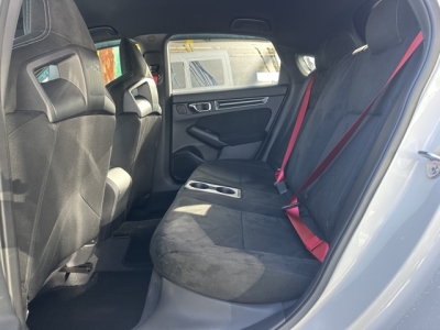 シビック(ホンダ)中古車 後席内装