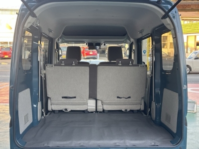 NV１００クリッパー(ニッサン)ディーラ-試乗車 内外装写真他２