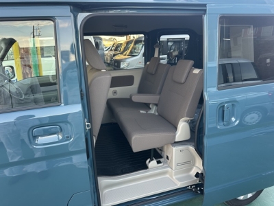 NV１００クリッパー(ニッサン)ディーラ-試乗車 後席内装