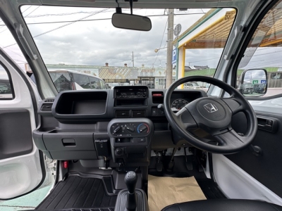 アクティT(ホンダ)中古車 後席内装