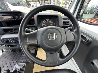アクティT(ホンダ)中古車 後席から見た前席