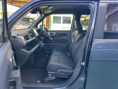 N-WGN(ホンダ)中古車 前席内装