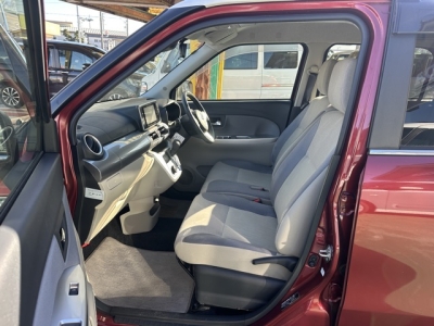 キャスト(ダイハツ)中古車 後方