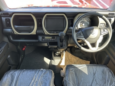 ハスラー(スズキ)届出済未使用車 後席から見た前席