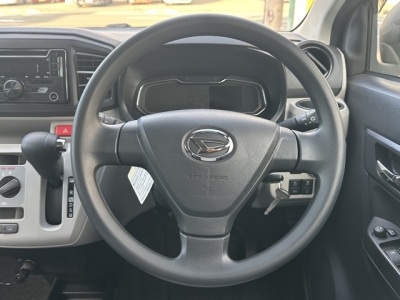 ミライース(ダイハツ)中古車 内外装写真