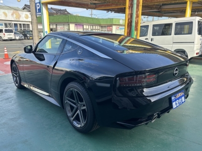 フェアレディZ(ニッサン)中古車 後方