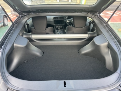 フェアレディZ(ニッサン)中古車 内外装写真