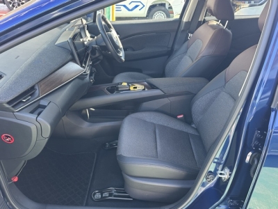 オーラ(ニッサン)中古車 前席内装
