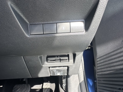 オーラ(ニッサン)中古車 内外装写真他１