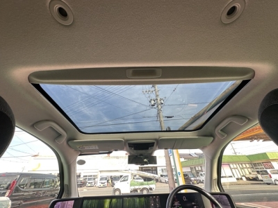 HONDA e(ホンダ)中古車 内外装写真他２