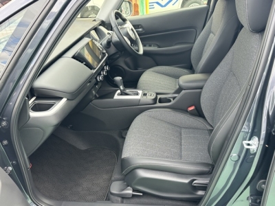 フィット(ホンダ)ディーラ-試乗車 前席内装