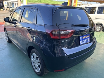 フィット(ホンダ)中古車 後方