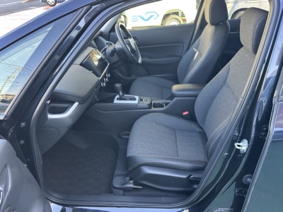 フィット(ホンダ)中古車 前席内装